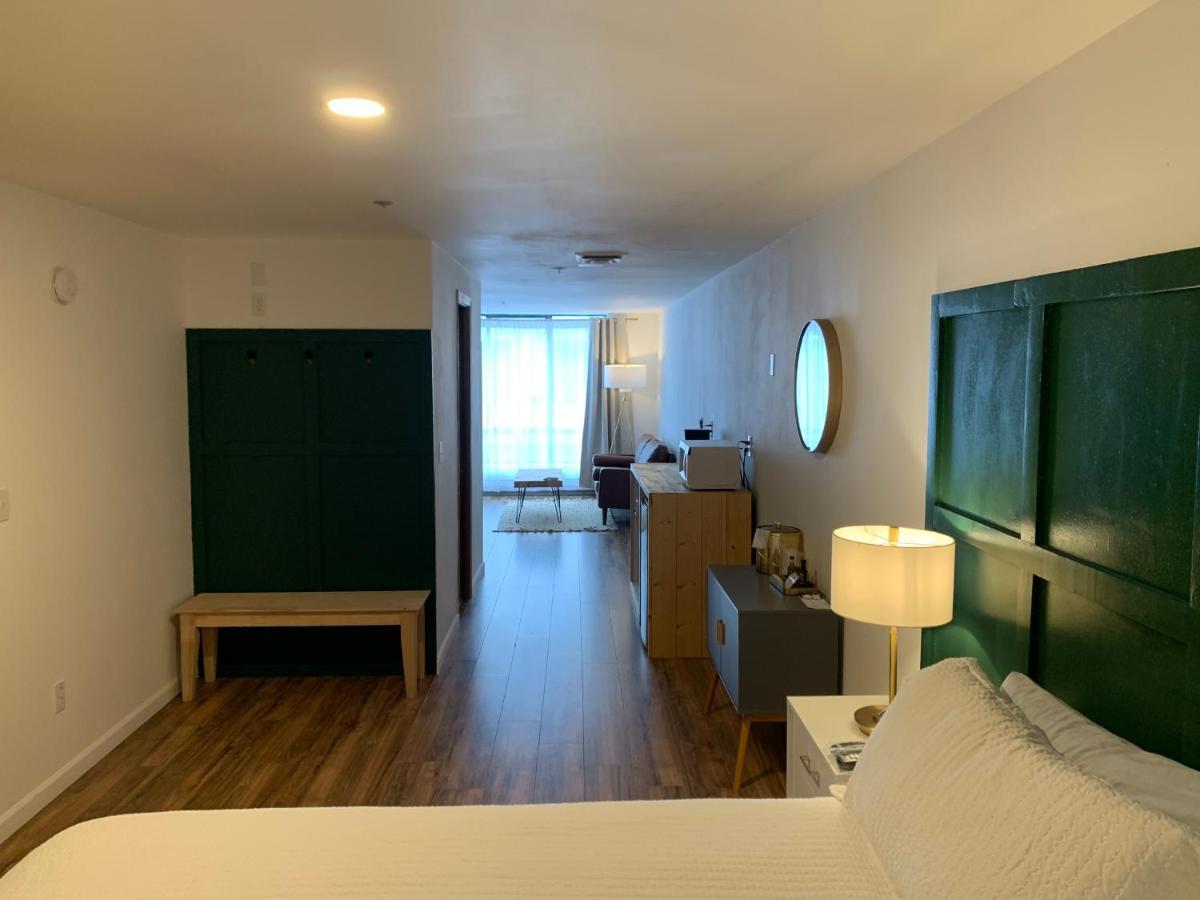The Brooks Hotel Restaurant And Lounge Wallace Εξωτερικό φωτογραφία